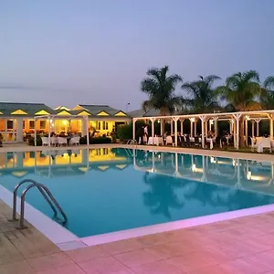 Hotel Villa Fanusa **** Фануза