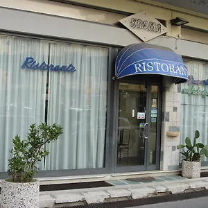 Kroma Hotel